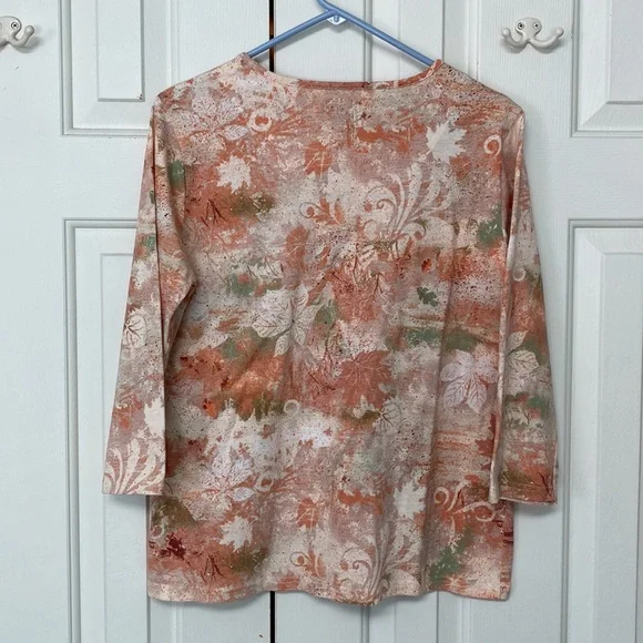 Fall Design Top - Picture 2 of 4